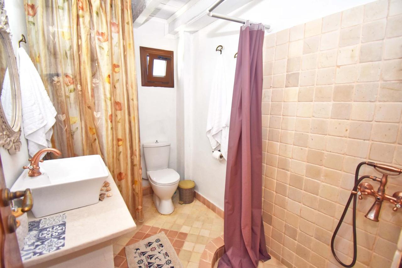 Ninas Cottage Línia 外观 照片
