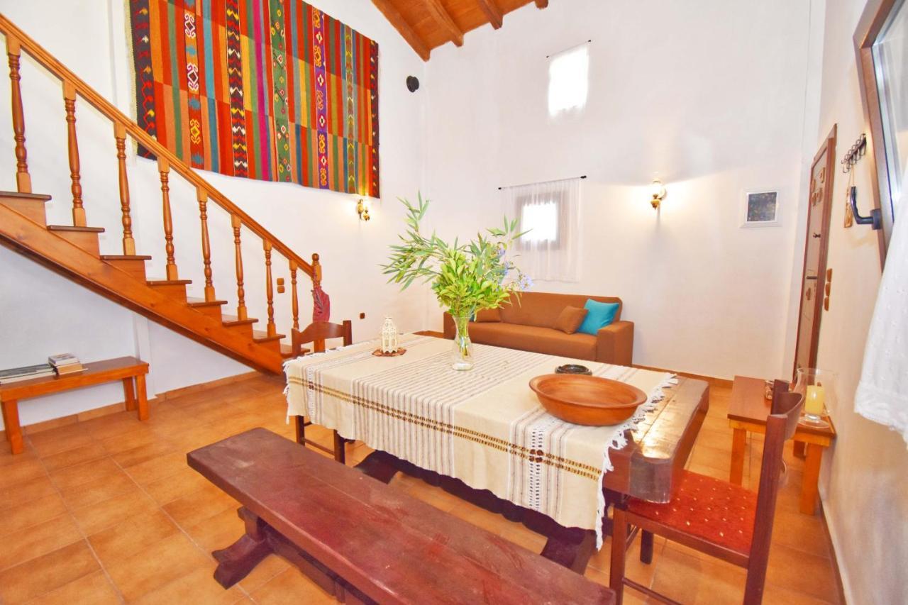 Ninas Cottage Línia 外观 照片