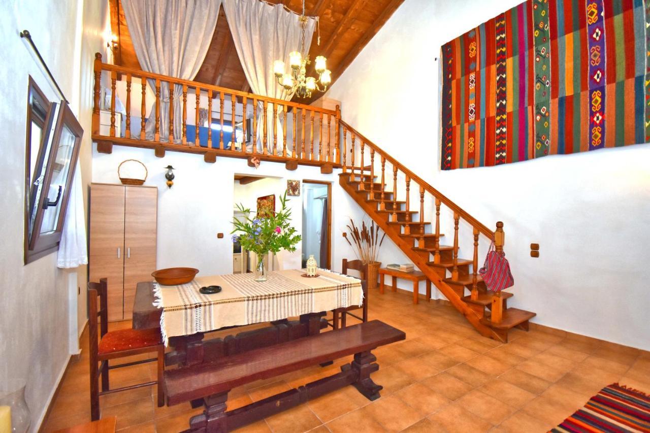 Ninas Cottage Línia 外观 照片